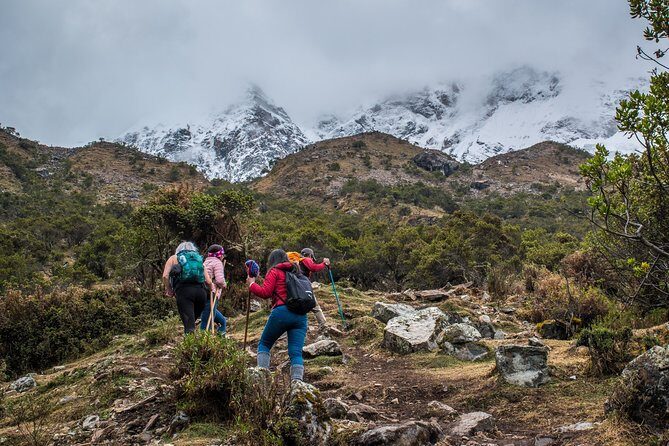 Humantay Lake Tour From Cusco - Group Tour - Why the 4:00 am start can make or break your day