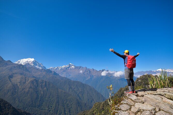 Inca Trail 4-Day 3-Night Trek to Machu Picchu with Expert Guides - Day 2: Dead Woman’s Pass (4215m), Runqurakay, and the Chaquicocha Sunset