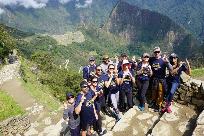 Inca Trail to Machu Picchu - One Day! - Glamping Service - The trail to Inti Punku: when the Machu Picchu reveal becomes the goal