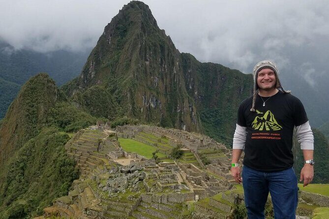 Machu Picchu 2 Days: (Relaxing Train Experience + 1 Hotel Night) - Day 1: Cusco to Ollantaytambo by Pickup, Then the Inca Rail to Aguas Calientes