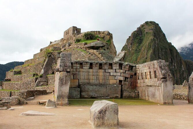 Machu Picchu 2 Days: (Relaxing Train Experience + 1 Hotel Night) - Day 2: The Tourist Bus Up, Then a 3-Hour Guided Classic Circuit 2 Walk