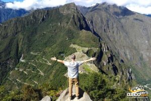 Machu Picchu and Huayna Picchu Full Day Private Tour - Hotel-to-train transfers: the stress reducer that matters at 5:00 am