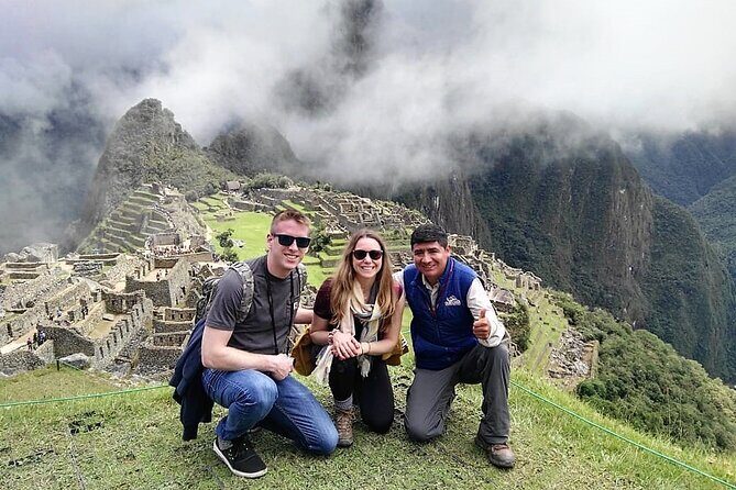 Machu Picchu Full Day - Private Tour - The bus ride up and back: included, but still plan for reality