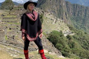 Machu Picchu Full Day Tour from Cusco - Bus up to Machu Picchu: you arrive near the front edge