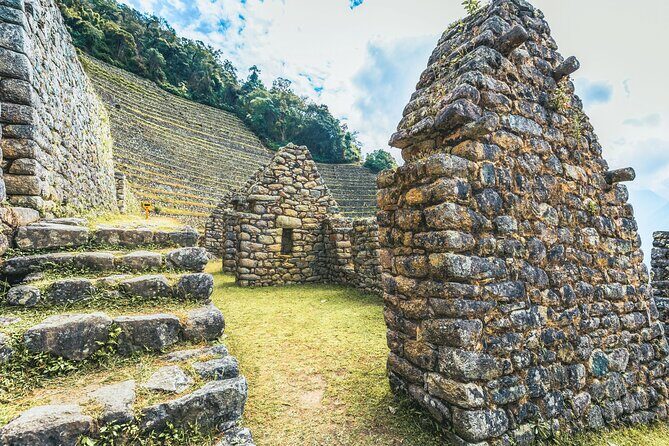 Machu Picchu Full Day Tour from Cusco with Train & Entrance - The ride back to Ollantaytambo and Cusco arrival timing