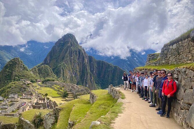 Machu Picchu Full Day Tour from Cusco(Small Groups ) - From Aguas Calientes to Machu Picchu: bus ride and the entry check
