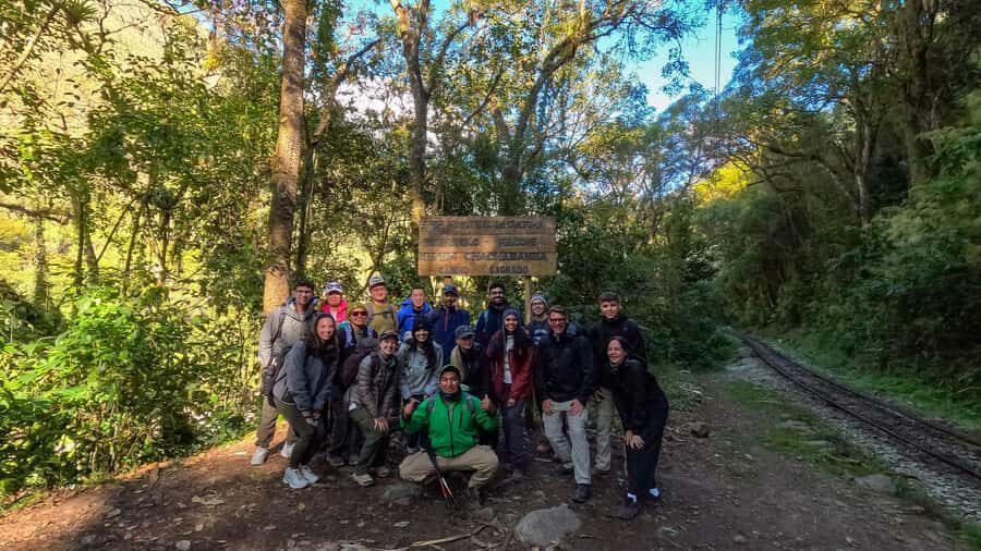 Machu Picchu: Inca Trail 2-Day Overnight Guided Tour - Aguas Calientes again: how to spend your afternoon