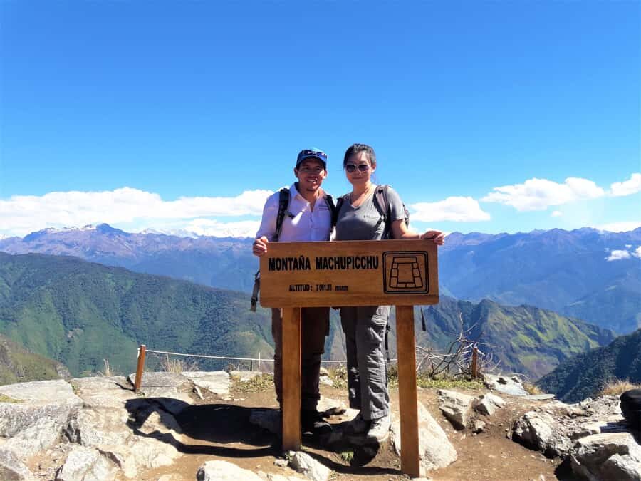 Machu Picchu: Private Tour Guide Service - Meeting in Aguas Calientes: Getting to the Bus Without Stress