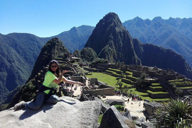 Machupicchu Guide Service - Stop 1: Mariposario De Machupicchu on the Route