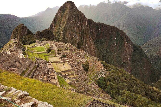 Machupicchu - Private Guide - Aguas Calientes timing: about four hours and lunch you handle