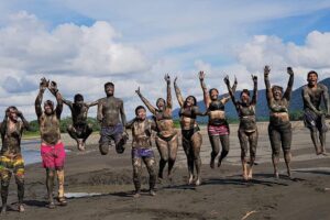 Manu National Park Tour 4days/3night - Manu River boat ride: how you actually spot wildlife