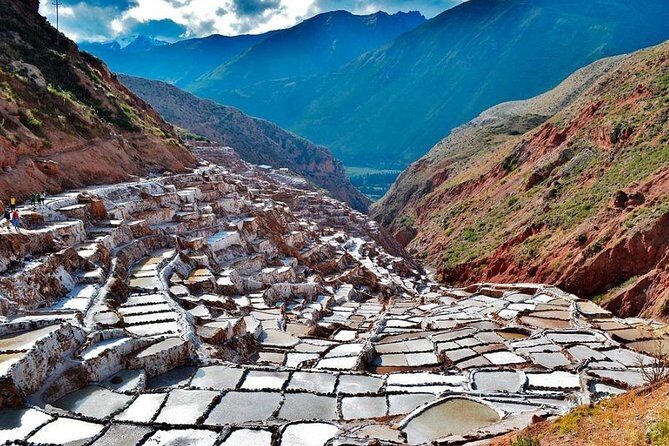 Moray and the Salt Mines of Maras Half-Day Group Tour - Why Moray and the Maras Salt Mines fit so well in half a day