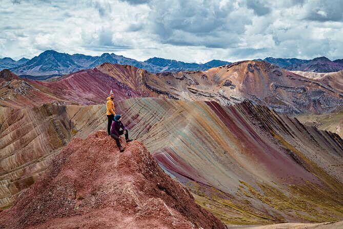 Palccoyo Rainbow Mountain Tour - Scenic Hike & Andean Lunch - The Guide Makes the Day: Pacing, Humor, and Safety Gear