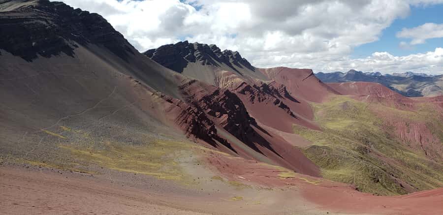 Peru: Rainbow Mountain and Red Valley View Point Tour - Rainbow Mountain summit time: photos are the easy part