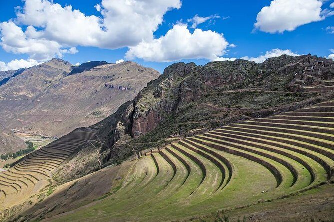Private Ollantaytambo, Pisac Ruins Tour with Farm Visit, Gourmet Picnic Lunch - Ollantaytambo: Pachacutec’s base, terraces, and time to wander the town