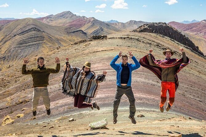 Private Palccoyo Rainbow Hike Without the Crowds - Lunch at 11:45: refuel properly before the 3:30 Cusco drop-off