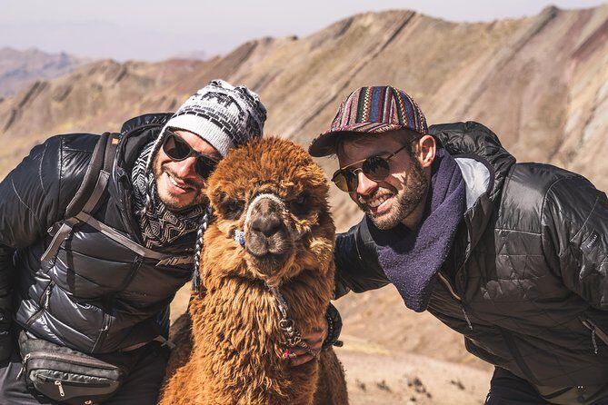 Private Palccoyo Rainbow Hike Without the Crowds - What to bring: layers, gloves, and the small things that prevent misery
