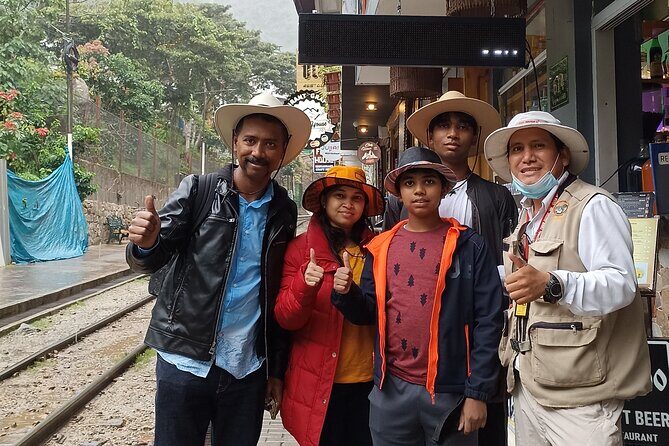 Private Professional Guide in Machu Picchu from Aguas Calientes - A Private Guide Adds More Than Facts
