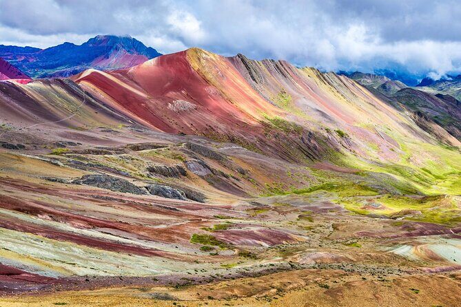 Private Rainbow Mountain Tour - 08 am departure Skip the Crowds - 8am Pickup for Mt. Vinicunca: Fewer Crowds, More Control