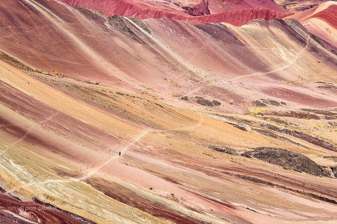 Private Rainbow Mountain Tour From Cusco – Vinicunca Rainbow Mountain - The Vinicunca Hike at 5,020m: Pace, Gear, and the Altitude Check