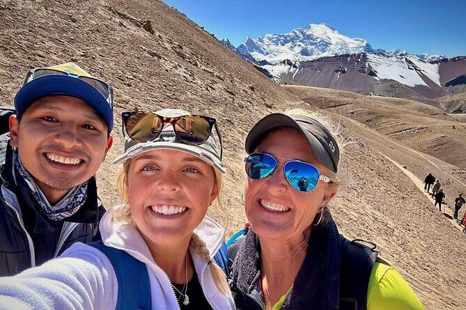 Rainbow Mountain Beat-the-Crowd: 7 AM Departure (Small groups) - Cusco to Cusipata: the breakfast stop that sets your energy for the climb