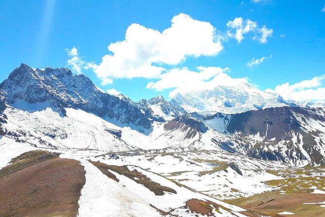 Rainbow Mountain Cusco Tour - Full Day - The Hike to Rainbow Mountain: Pace, Time, and the Horse Option