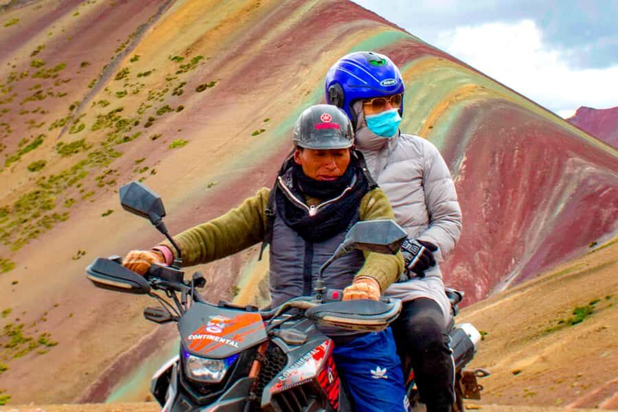 Rainbow Mountain Easy Tour – No Hiking or Driving Needed - Returning down: short rides and an easy 30–40 minute walk option