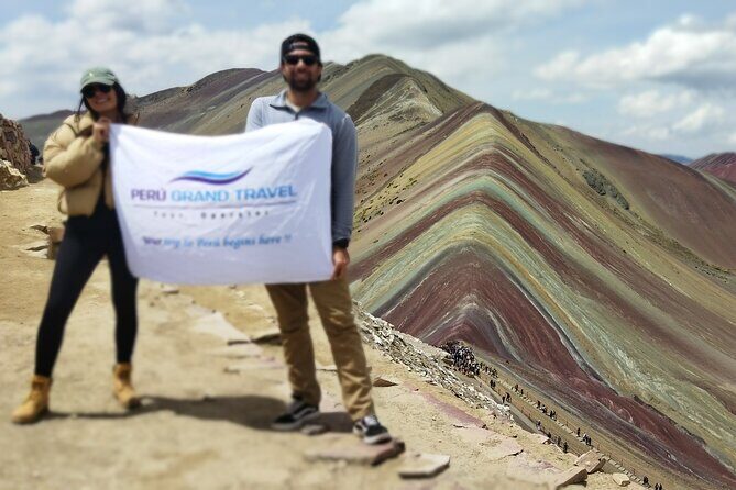 Rainbow Mountain Full-Day Tour from Cusco + Small Group! - Rainbow Mountain Time at the Top: Photos Without Losing Your Mind