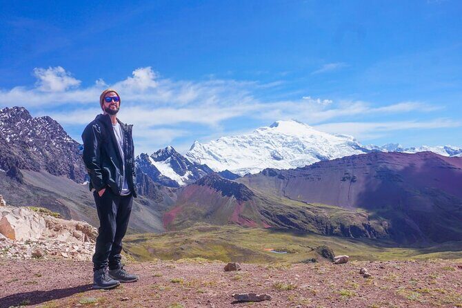 Rainbow Mountain Full-Day Tour from Cusco with Small Group - Altitude Reality Check: Oxygen, Waiting Time, and Knee Care