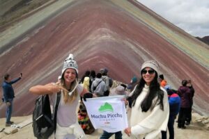 Rainbow Mountain Full Day Trek - The drive out of Cusco: scenery you’ll actually notice