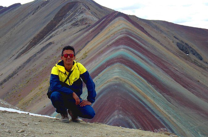Rainbow Mountain in Cusco Full Day Tour - The Bus Route South: Urco, Checacupe, and the First Views