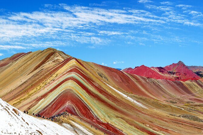 Rainbow Mountain & Red Valley Premium Tour with picnic - Breakfast on the way to Rainbow Mountain (and why it’s a big deal)