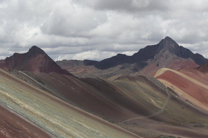 Rainbow Mountain Tour Vinicunca (Full Day) - The Vinicunca walk: 7 km return and what gentle really means