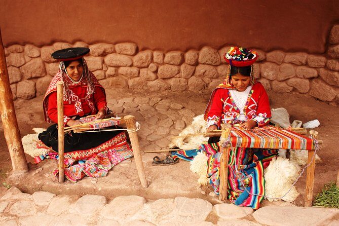 Sacred Valley and Machu Picchu Tour in 2 days with Peru Vip - Train to Aguas Calientes: A Slow Build Toward Machu Picchu