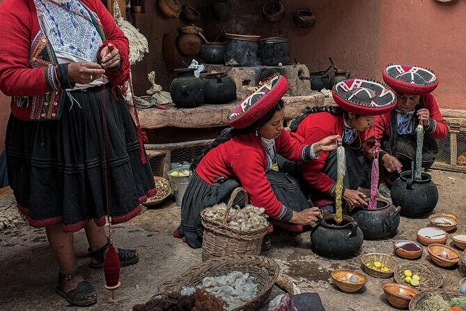 Sacred Valley Chinchero Moray Salineras Ollantaytambo with buffet - Ollantaytambo: fortress defense, water-worship temple, and steep staircase terraces