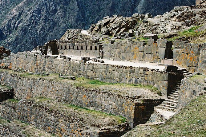 Sacred Valley From Ollantaytambo||Prívate Tour|| ending in Cusco - Urubamba River to Pisac: A Guided Archaeological Center Stop