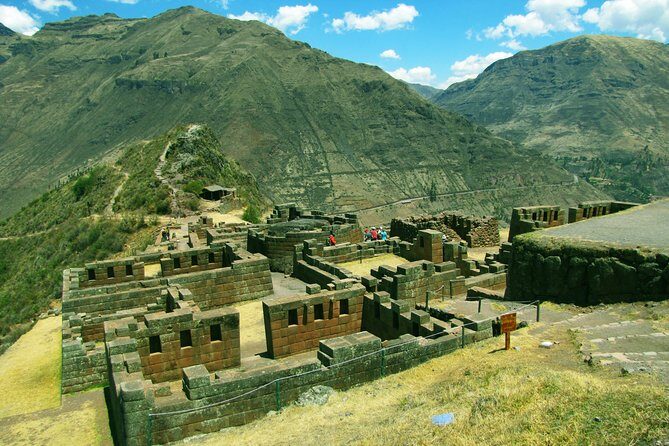 Sacred Valley full Day Tour - all inclusive - Pisac in about two hours: ruins and the artisan market vibe