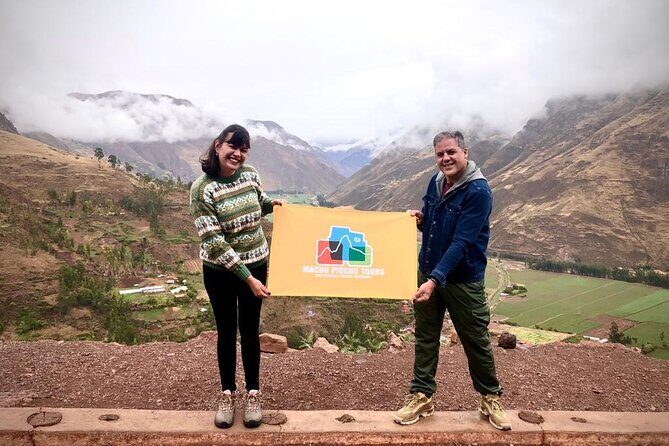 Sacred Valley of the Incas Tour with Moray & the Salt Mines - A 7:00 AM Sacred Valley start that actually helps