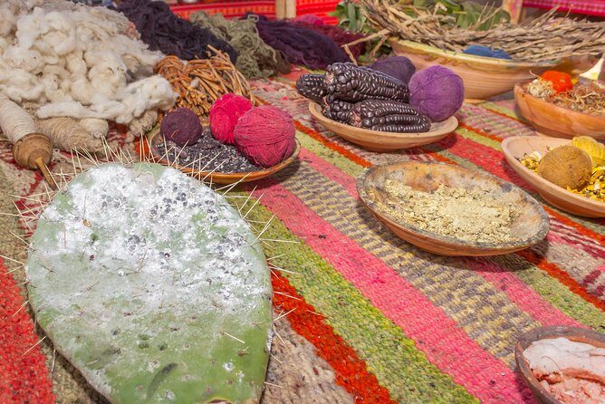 Sacred Valley - Pisac and Ollantaytambo day tour - Pisac market time: local crafts, but go in with an exit strategy