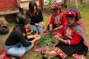 Sacred Valley Textile Workshop – Dyeing & Weaving in Cusco - Your day at the atelier starts with a welcome—and a purpose