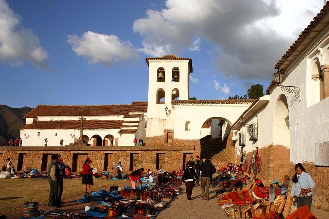 Sacred Valley Wonders: Magical Full-Day Experience - Group Tour - Urubamba Lunch Break: Plan for Paying Yourself