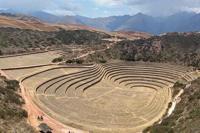 Salt Mines(Maras),Moray and Chincheros - Maras salt mines: watching salt harvest still in use