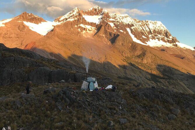 Sauna and Private Hike in the Andes Mountains - Food and snacks: what to plan for during an 8-hour day