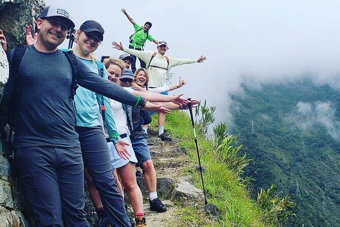 Short Inca Trail to Machu Picchu 2D/1N - Day 1: KM104 to Wiñay Wayna, with lunch breaks that actually help
