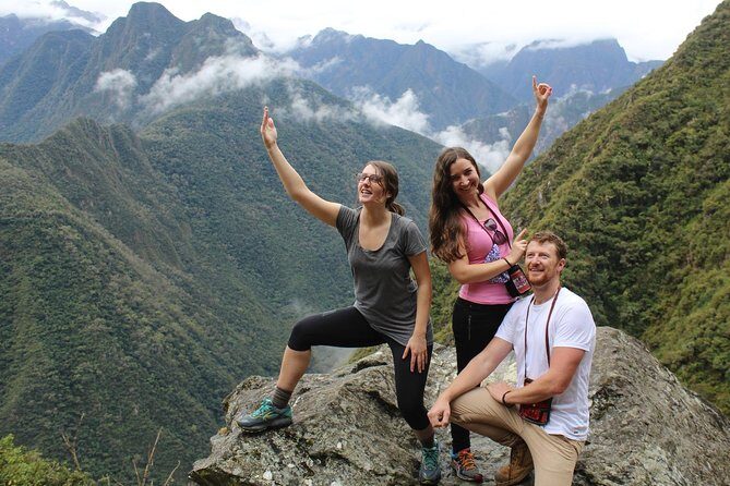 Short Inca Trail to Machu Picchu With Hotel 2D-1N - Wiñay Wayna and Inti Punku: the in-between moment that makes Machu Picchu hit harder