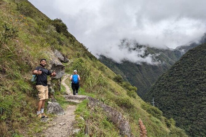 Short Inca Trail To Machu Picchu - Day 1: Pickup, Train to Km 104, and the Wiñaywayna Climb