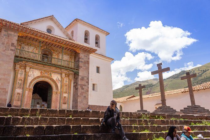 Sightseeing Bus Tour from Cusco to Puno with Buffet Lunch - Small-Group Bus Comfort, Pickup, and On-Board Extras