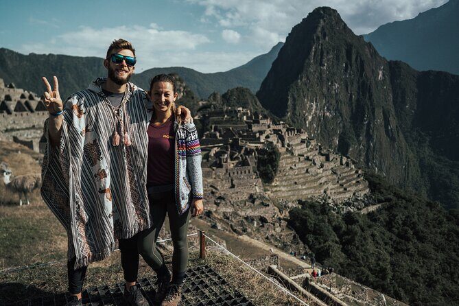 Small-Group 3-day Cusco Tour to Sacred Valley, Machu Picchu & Rainbow Mountain - Chinchero: Textiles, Alpacas, and a Real Craft Lesson