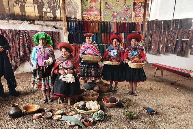 The Textile Workshop Experience in Cusco Region - The Llama and Alpaca Encounter: Calm Time for Photos and Context