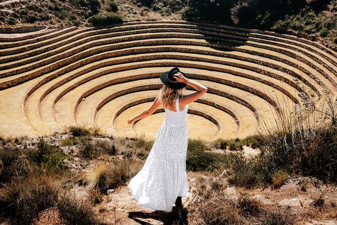 The Ultimate Full Day Sacred Valley Tour - Maras salt ponds: how to get the famous picture without feeling rushed
